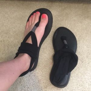 Sanuk Yoga Sling Flat